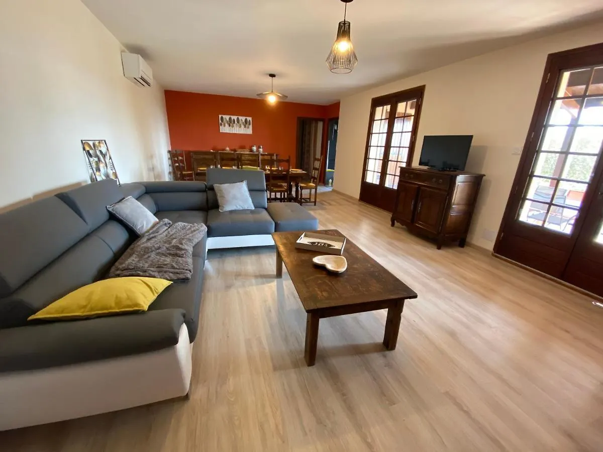 GITE LAVANDE avec piscine privée CLASSÉ 4 Étoiles Lagorce  Appartement Lagorce (Ardeche)