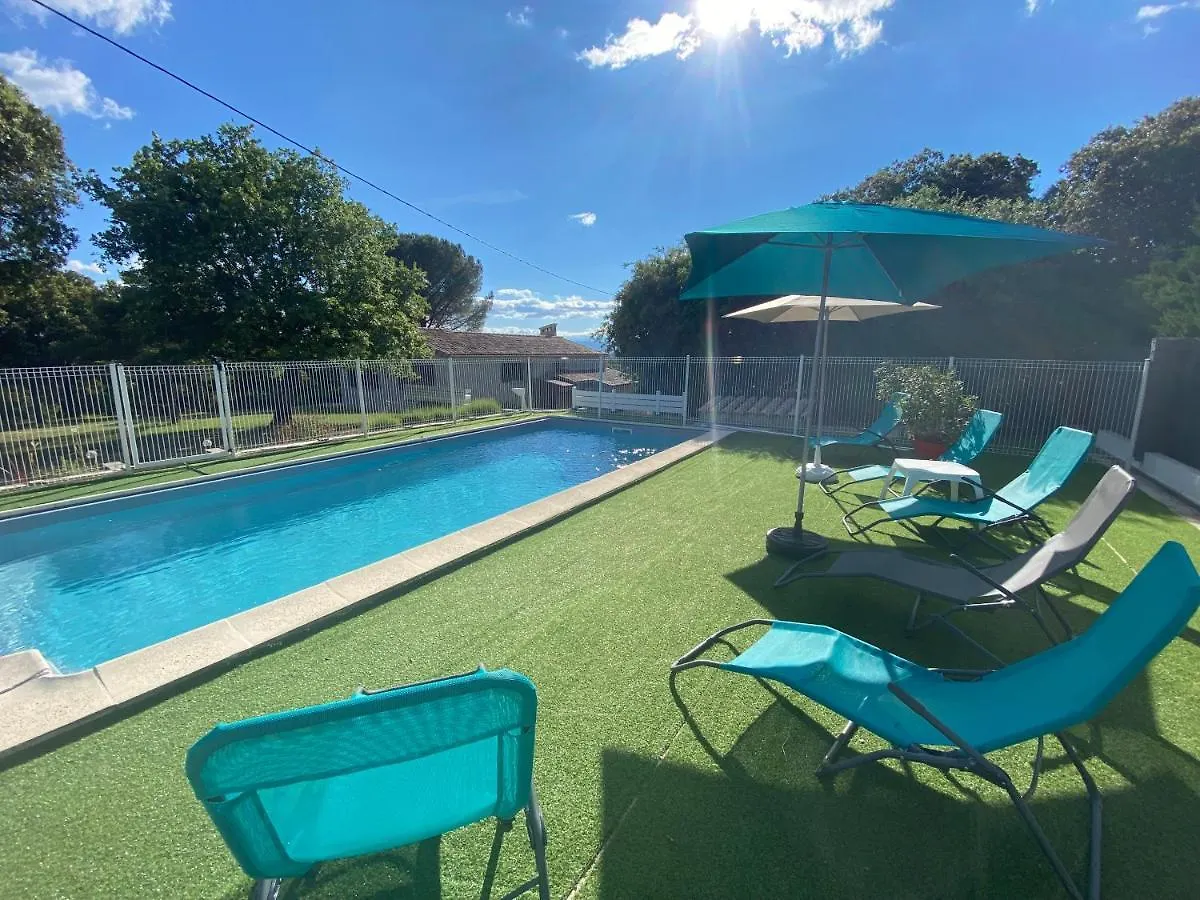 Appartement GITE LAVANDE avec piscine privée CLASSÉ 4 Étoiles Lagorce  France