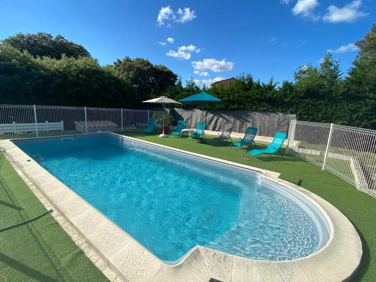 GITE LAVANDE avec piscine privée CLASSÉ 4 Étoiles Lagorce  France